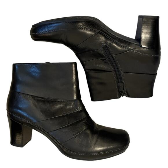 Clarks Black Leather Mika Beth Ankle Boots Minimal 11M Classic Versatile trendy - Picture 7 of 11